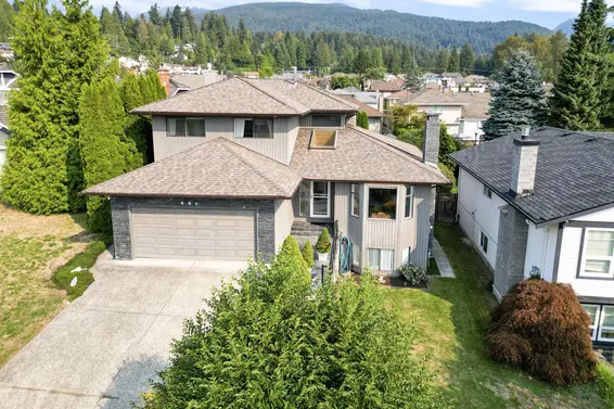 684 Wilding Place, North Vancouver