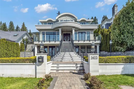 2623 Ottawa Avenue, West Vancouver