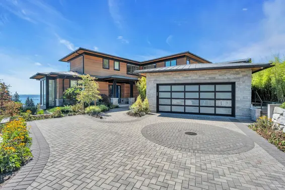 2121 Union Court, West Vancouver