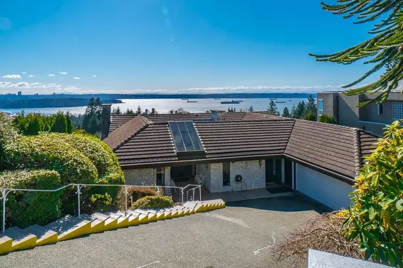 2289 Westhill Drive, West Vancouver