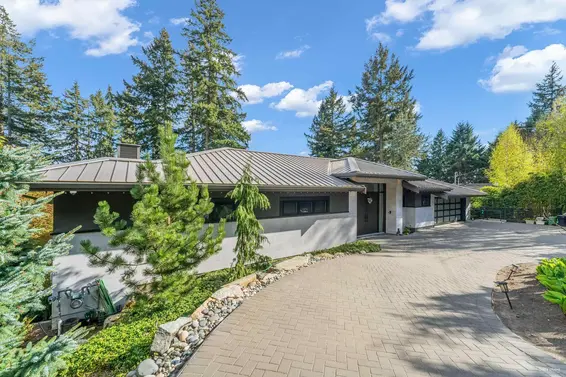 3954 Bayridge Court, West Vancouver