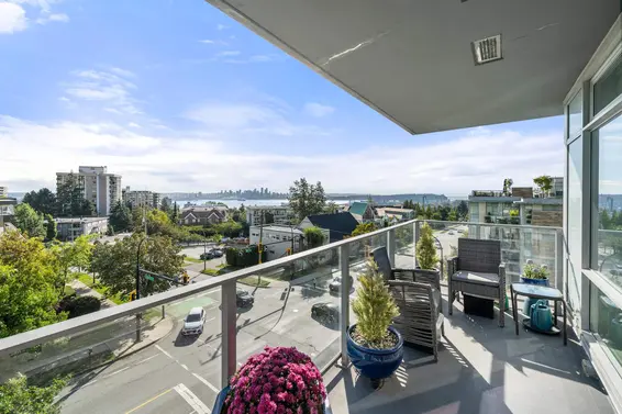 403 1320 Chesterfield Avenue, North Vancouver