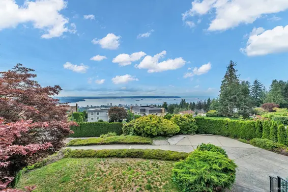 2171 Westhill Wynd, West Vancouver