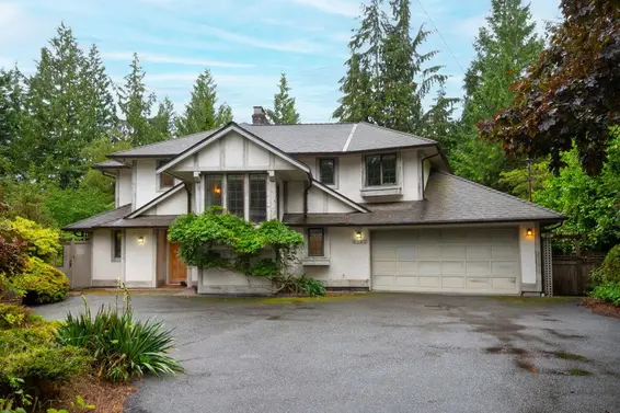 4197 Virginia Crescent, North Vancouver