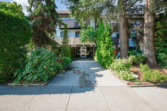 114 175 East 4Th Street, North Vancouver