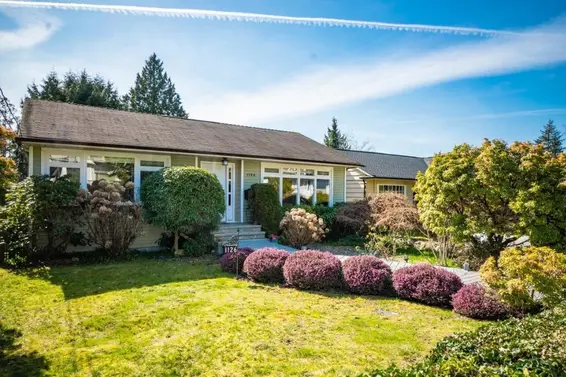 1126 Kings Avenue, West Vancouver